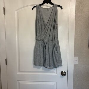 Old Navy Heather Gray Sleeveless Active Romper